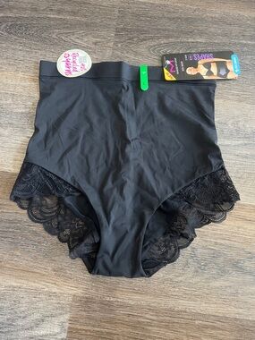 (42) NWT High-Waist Black Lace Trim Shapewear